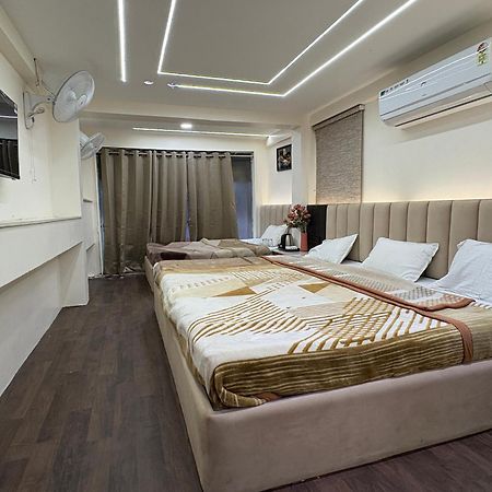 Hotel Anantshree Ujjain Zewnętrze zdjęcie