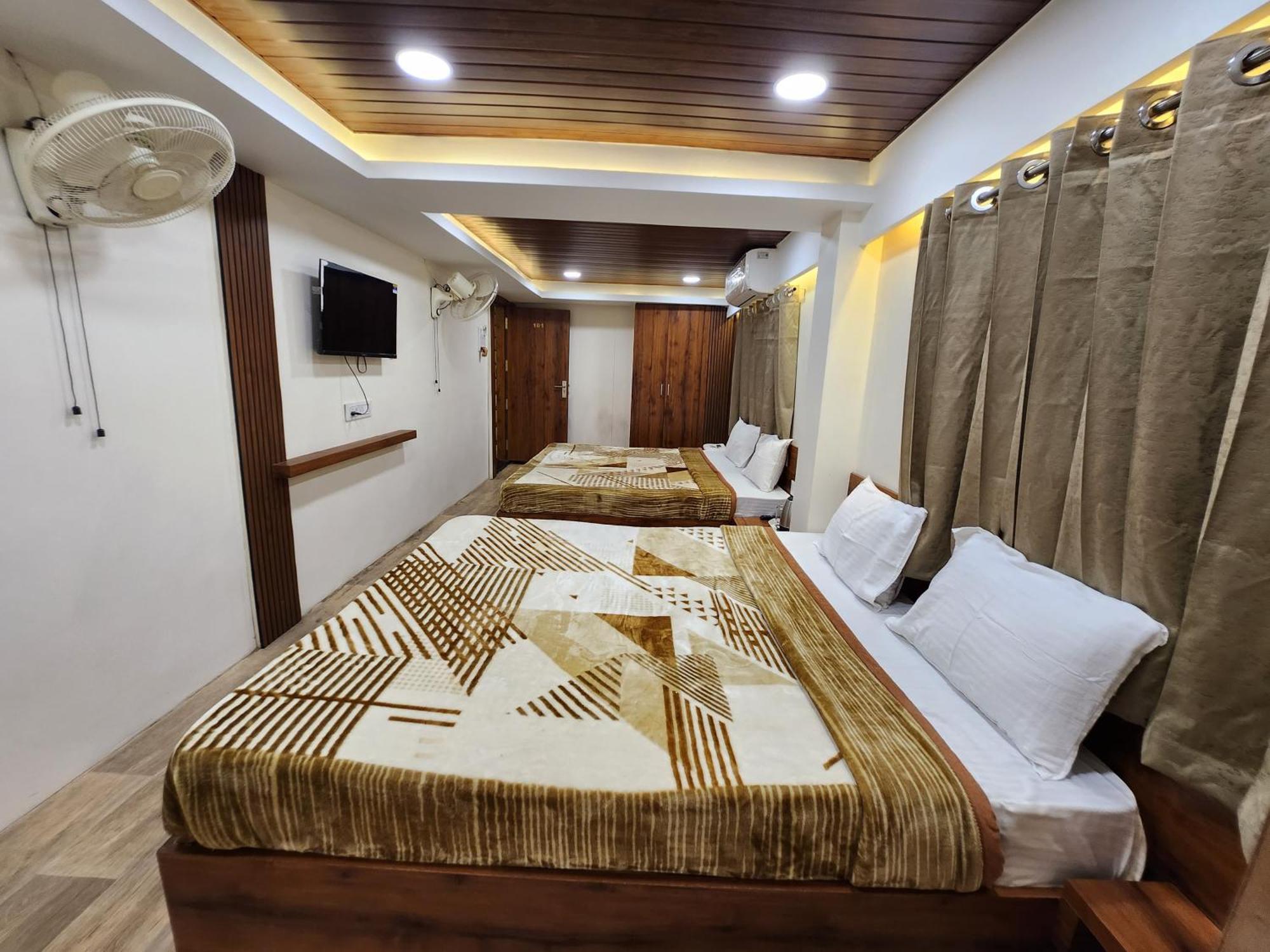 Hotel Anantshree Ujjain Zewnętrze zdjęcie