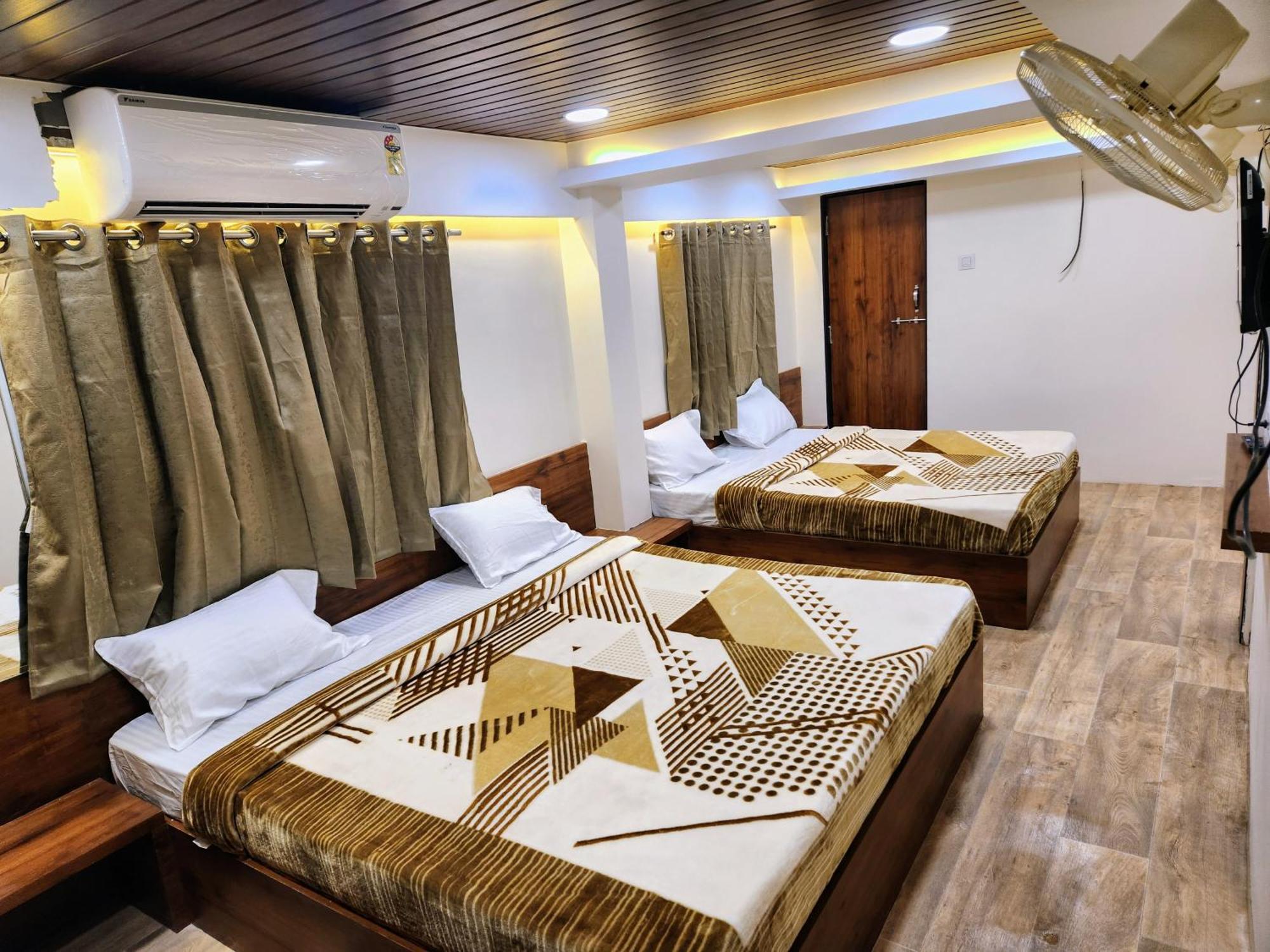 Hotel Anantshree Ujjain Zewnętrze zdjęcie