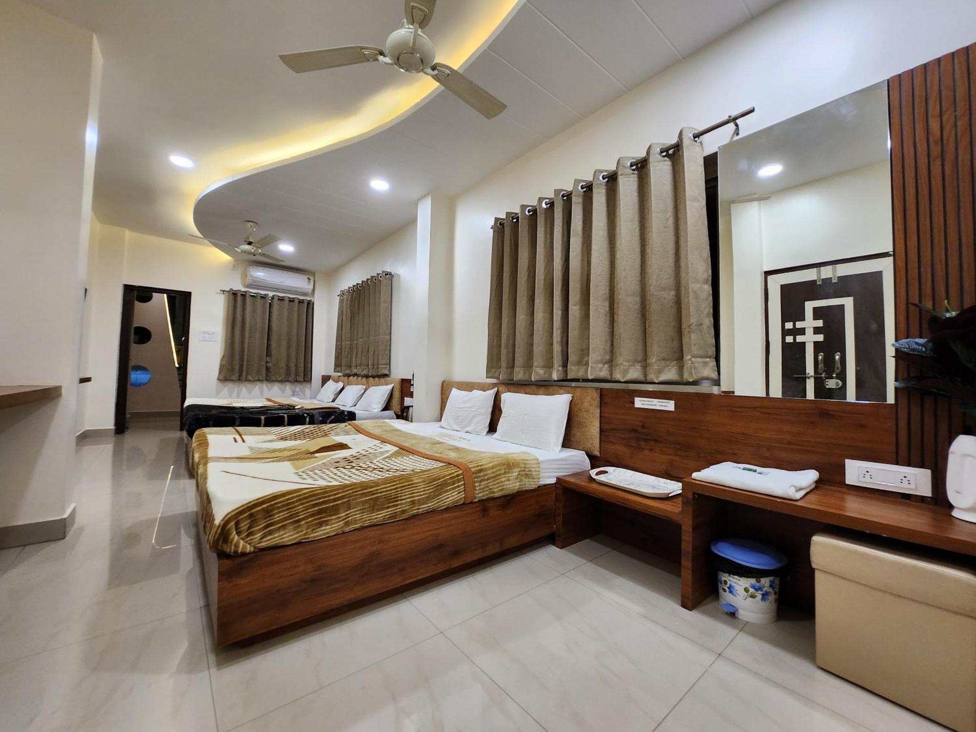 Hotel Anantshree Ujjain Zewnętrze zdjęcie
