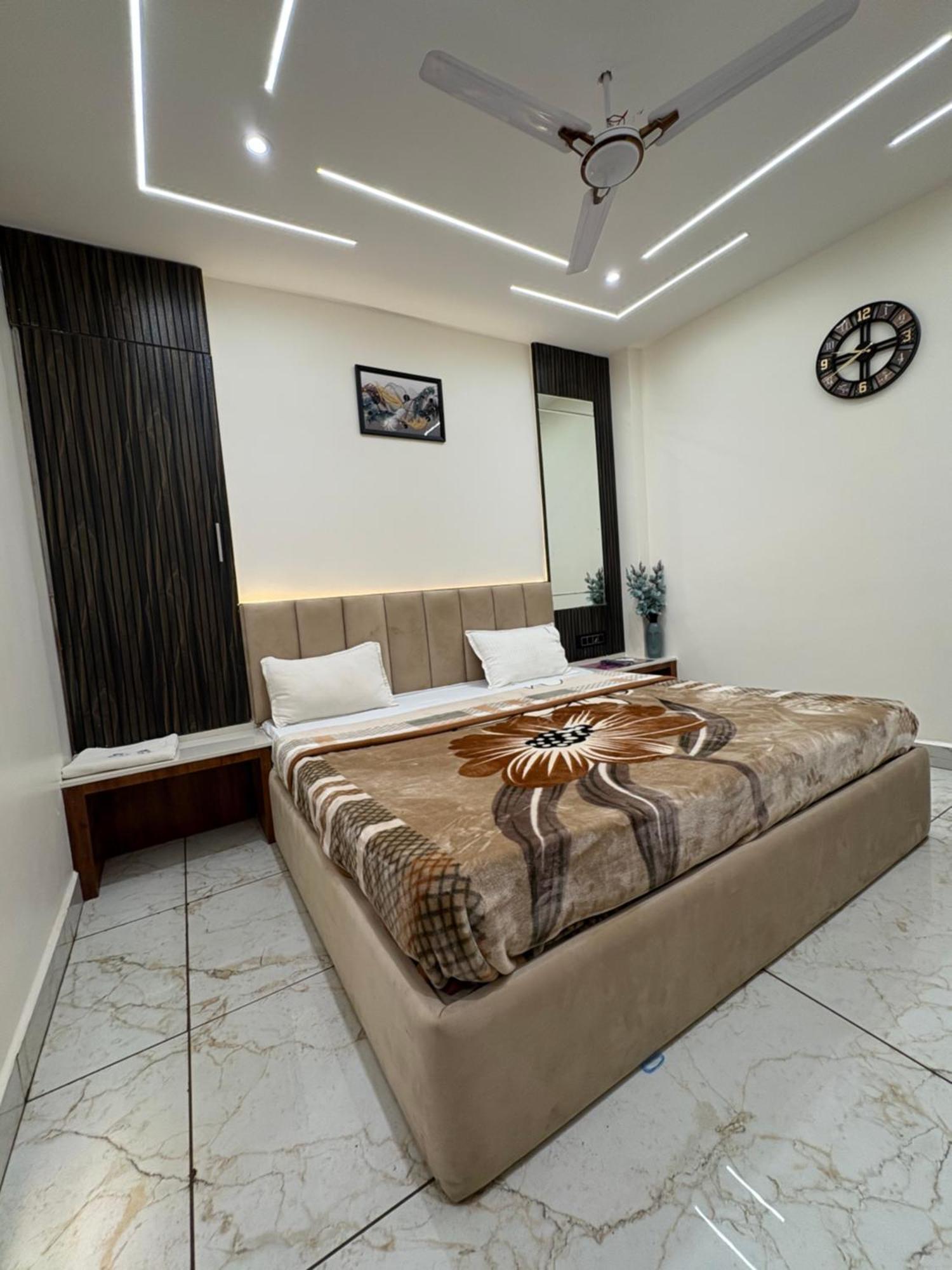 Hotel Anantshree Ujjain Zewnętrze zdjęcie