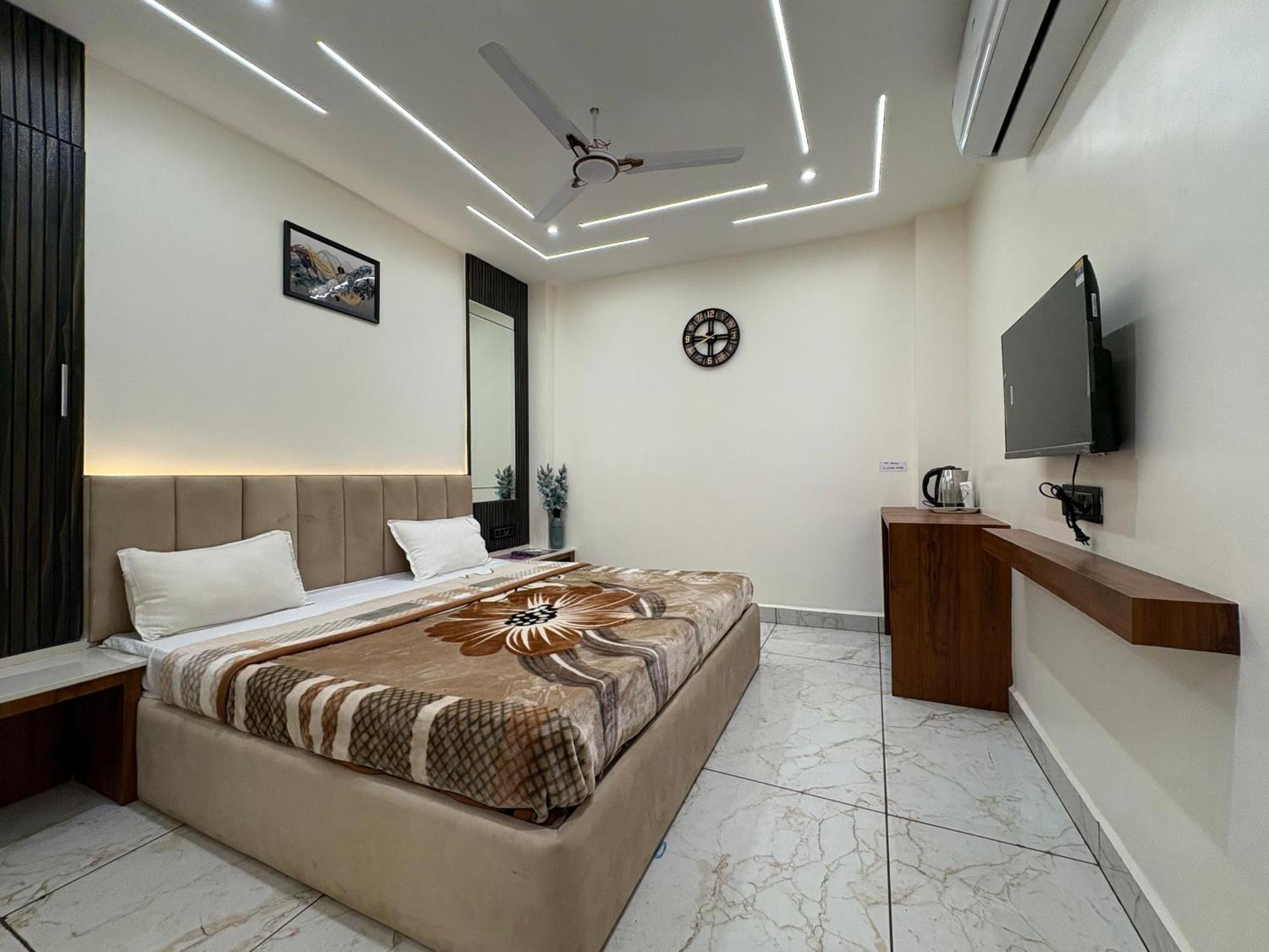 Hotel Anantshree Ujjain Zewnętrze zdjęcie