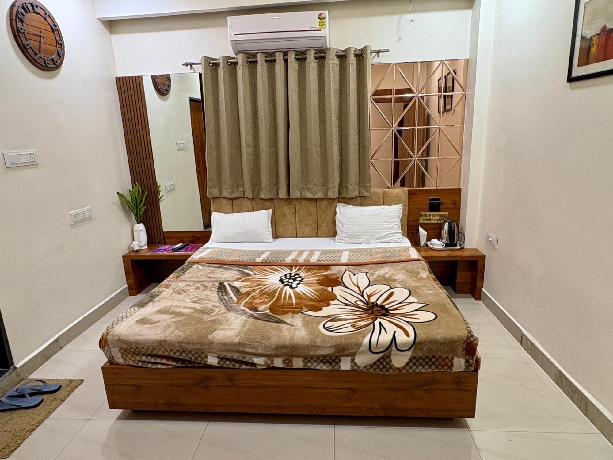 Hotel Anantshree Ujjain Zewnętrze zdjęcie