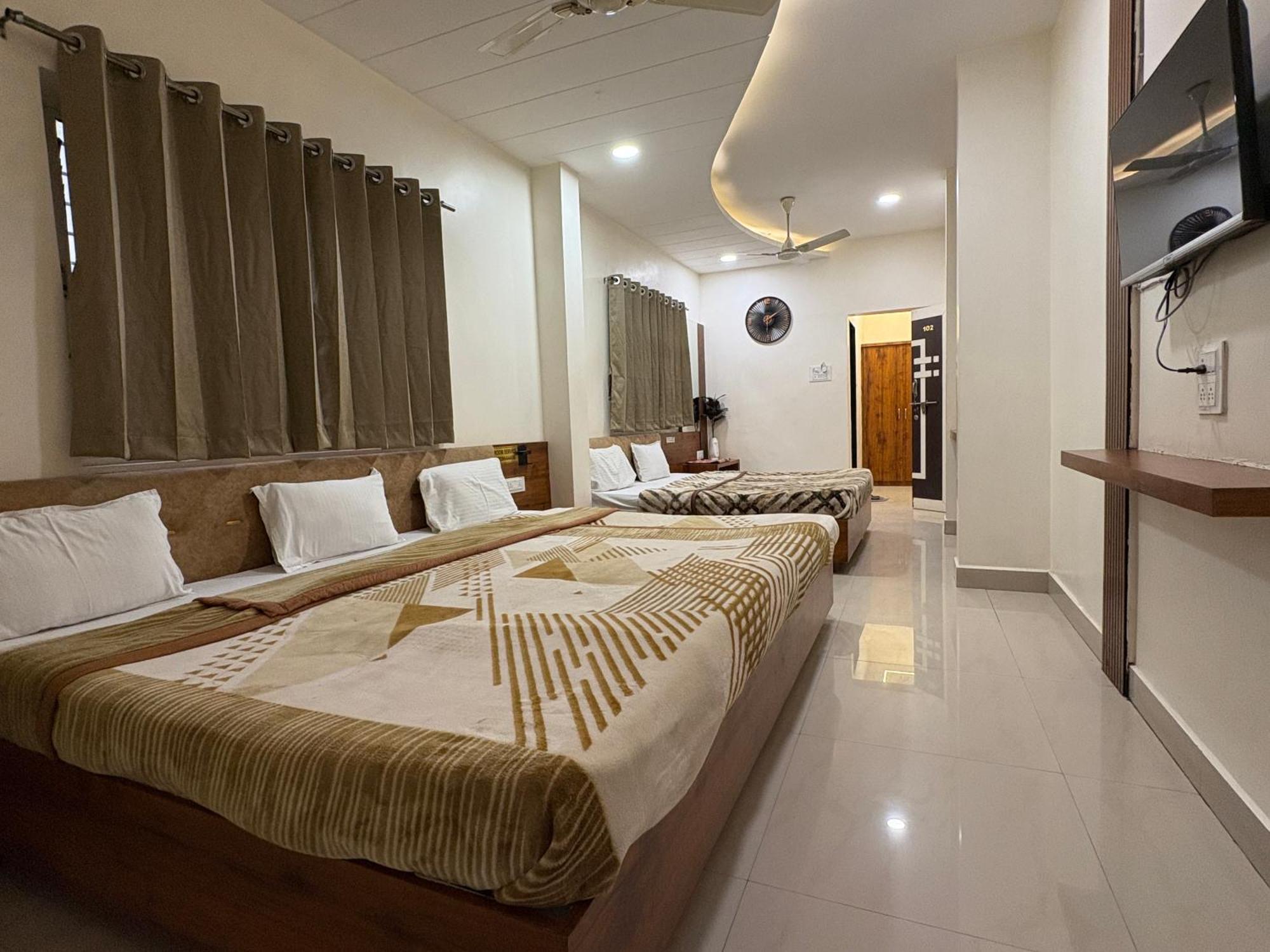 Hotel Anantshree Ujjain Zewnętrze zdjęcie