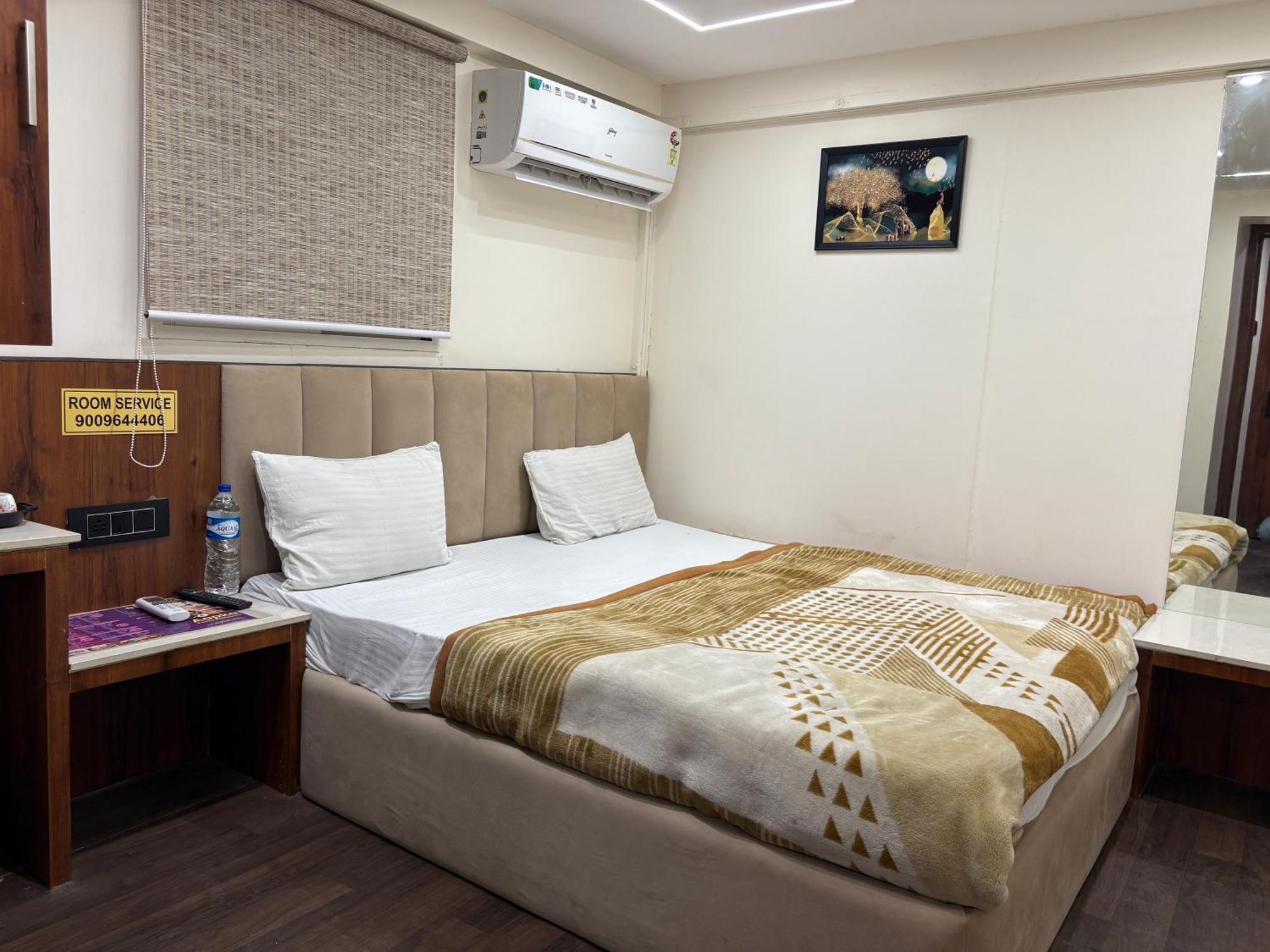 Hotel Anantshree Ujjain Zewnętrze zdjęcie