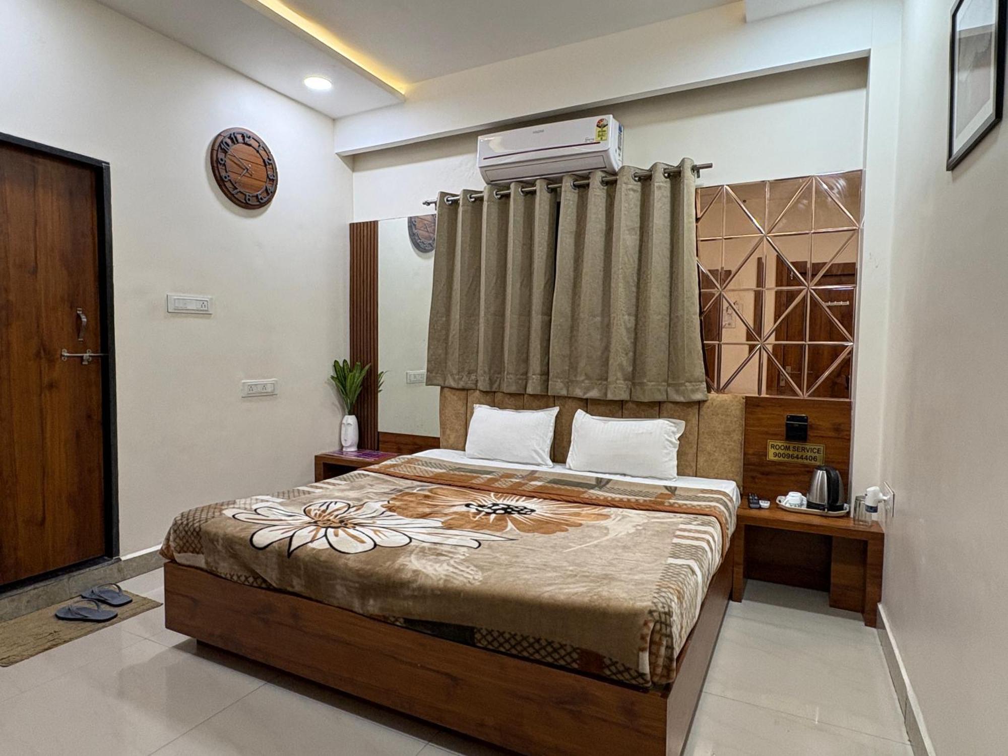 Hotel Anantshree Ujjain Zewnętrze zdjęcie