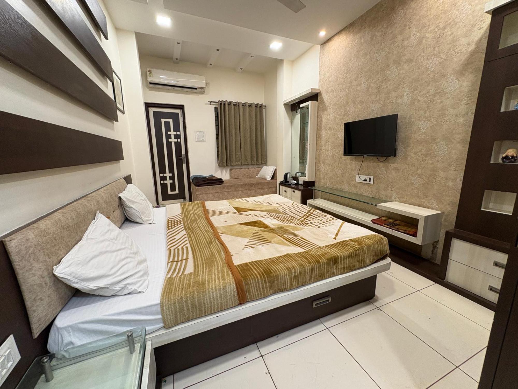 Hotel Anantshree Ujjain Zewnętrze zdjęcie